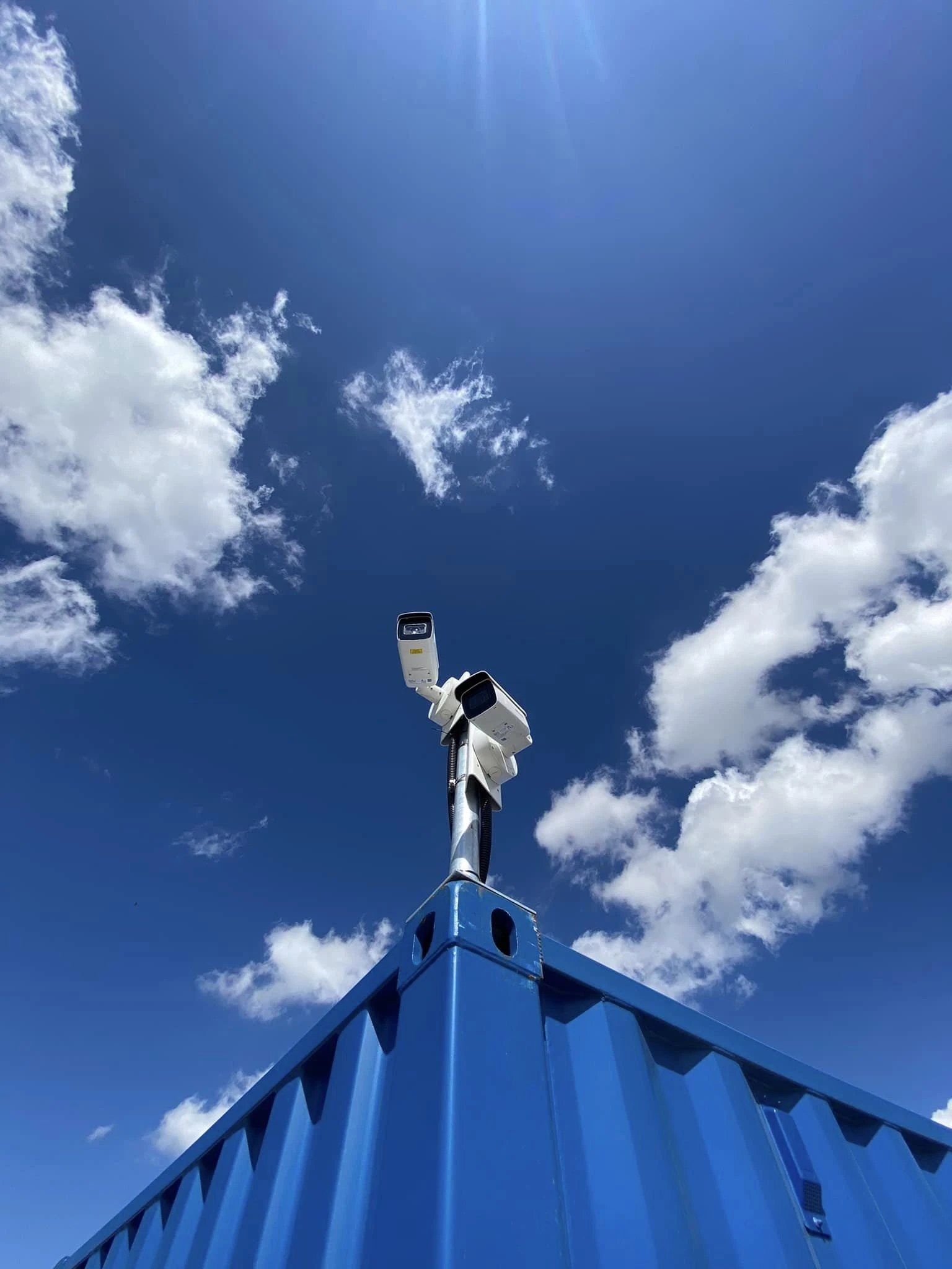 box sécurisé sous vidéo surveillance à longwy